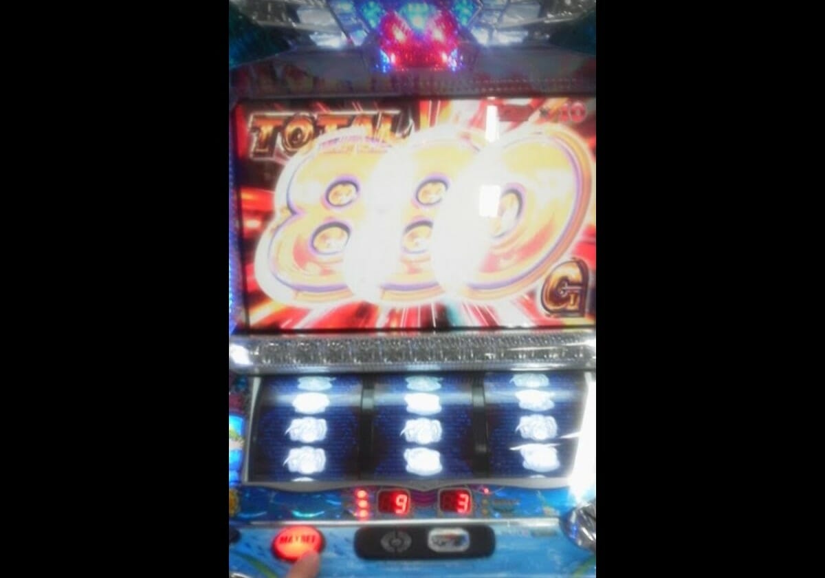 パチスロ史上初「4thリール」を搭載した名機！ そのDNA継承